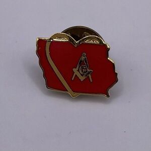 Iowa Freemasonry Mason Freemason Lapel Hat Pin Red Gold Tone Heart
